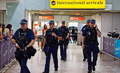 Aeropuertos de EEUU aumentan seguridad tras receta de Al Qaeda para fabricar bomba