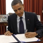 El presidente Barack Obama trata de proteger su legado a días de dejar la Casa Blanca