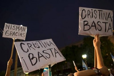 siguen protestas en Argentina por muerte de Nisman