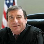 Juez federal suspende la acción ejecutiva un día antes de entrar en vigor