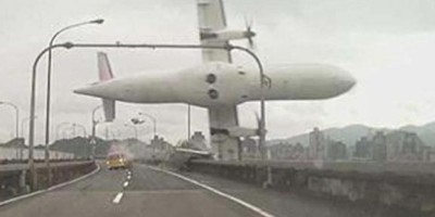 Avion cayendo de Taiwan 