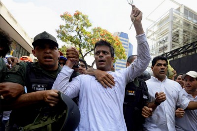 El líder opositor venezolano Leopoldo López pone fin a la huelga de hambre