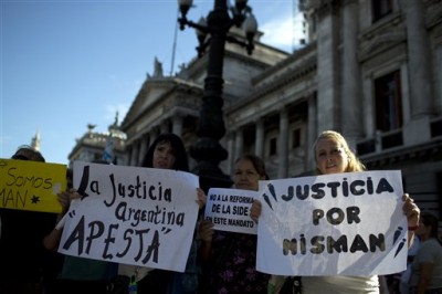 Los fiscales retan al Gobierno argentino con una marcha en la calle