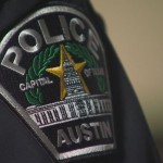 Suspenden a policías que abatieron a un hispano en Texas