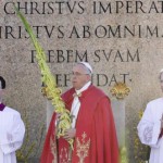 El Papa Francisco encabeza procesión del Domingo de Ramos