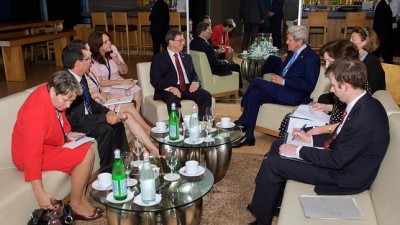 John Kerry Secretario de Estado de EEUU y el canciller cubano