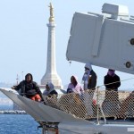 Exigen a Unión Europea hacer frente a crisis migratoria tras mortal naufragio en Italia