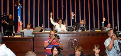 Cristina Lizardo, Primera Mujer dominicana en ocupar la presidencia del Senado y dirigir una reforma constitucional  de tal magnitud.