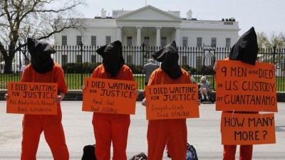 Foto de archivo, protesta frente a la casa blanca, por  Guantanamo