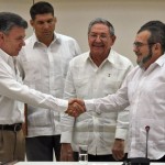 Santos y FARC acuerdan firmar la paz de Colombia en seis meses