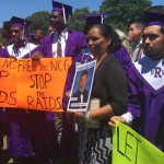 No pudo graduarse de secundaria por estar en un centro de detención a punto de ser deportado