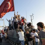 Detenciones masivas tras el fracaso del golpe de Estado en Turquía