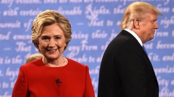 Clinton se concentra en el voto anticipado y Trump busca cortar distancia en la recta final