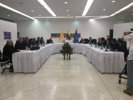 Encuentro entre oposición Venezolana y Gobierno en el Museo Alejandro Otero