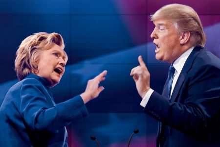 Hilary Clinton y Donal Trump mientras participaban el el segundo debate presidencial