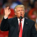 Trump vuelve a difundir el bulo de un fraude electoral en EE UU