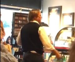 Hombre que gritó 'yo voté por Trump' en Starbucks en Miami FL