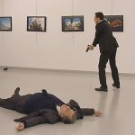 Matan a tiros al embajador ruso en Turquía