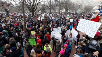 Protestas en las grandes ciudades de EEUU contra el veto a musulmanes por segundo día consecutivo