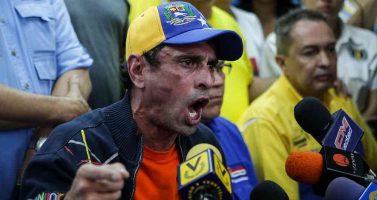 La oposición venezolana desafía a Maduro y llama a otra marcha hoy luego de una jornada que terminó con tres muertos