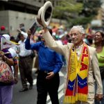 “Cumpliremos nuestro objetivo”: los abuelos marchan por sus nietos en Venezuela