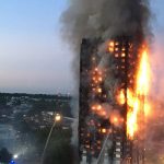 Gran incendio en una torre de apartamentos en Londres causa al menos 6 muertos y 50 heridos