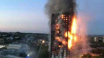 Gran incendio en una torre de apartamentos en Londres causa al menos 6 muertos y 50 heridos