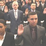 Mayoría policías hispanos recién graduados NY son de origen dominicano