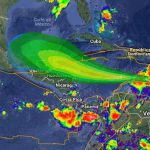 Emiten aviso de huracán para la costa de Texas tras el fortalecimiento de la tormenta tropical Harvey