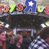 Cierra Toys R us