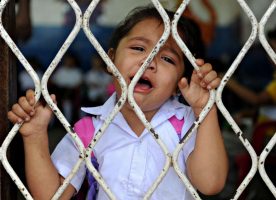 El gobierno interna a bebés separados de familias indocumentadas en refugios para “primera infancia” en Texas