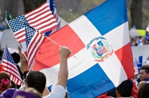 Hispanos en NY celebran independencia EEUU