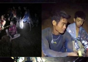 Rescatados con éxito los 12 niños y su entrenador de una cueva en Tailandia