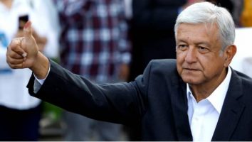 Lopez Obrador se estrena con la mas grande alza de salarios en muchos años