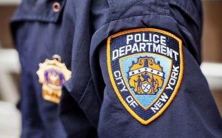 Policía NY persigue ladrón armado azota el Alto Manhattan