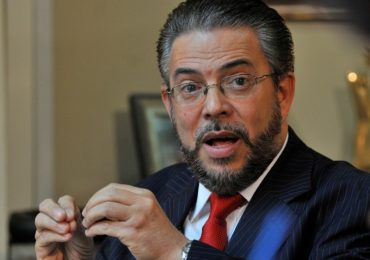 Alianza País requiere a JCE detener promoción reelección de Medina