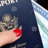 Negaran la ‘green card’ o la ciudadanía a inmigrantes legales que hayan usado programas sociales