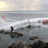 Cae al mar un avión con 188 personas a bordo tras despegar en Indonesia