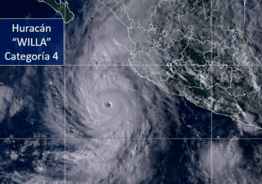 El huracán Willa de categoría 4 se acerca a México con vientos de 130 millas por hora