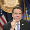 Gobernador NY propone agresión a un periodista sea delito grave