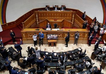 La Asamblea venezolana rechaza todo diálogo que “alargue el sufrimiento”