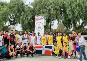 Jóvenes dominicanos celebran torneo deportivo en Cataluña