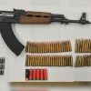 Arrestan hispano en Queens con fusil AK-47 y proyectiles