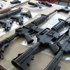 Confiscan drogas y potentes armas en extenso operativo antinarcótico en Filadelfia