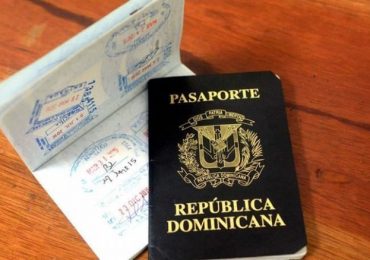 Venezolanos pagan más de 250 dólares por visas a RD