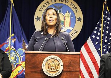 Fiscal NY investigará NYPD apresa más minorías por no pagar el metro