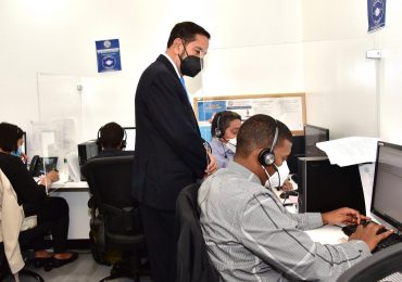Consulado Dominicano en NY inaugura “Call Center” para aumentar facilidades a usuarios