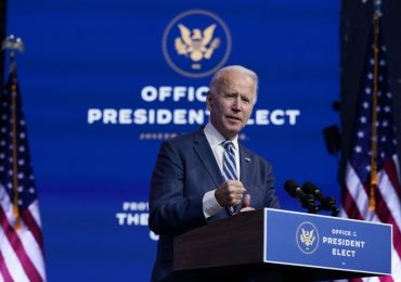 “Es momento de pasar la página”, pide Biden en un discurso en el que arremetió contra los esfuerzos de Trump por revertir su triunfo