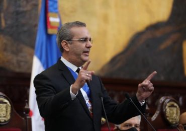 El Presidente dominicana Luis Abinader urge a las potencias actuar en Haití