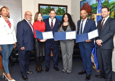 Consulado de New York reconoce dominicanos sobresalientes